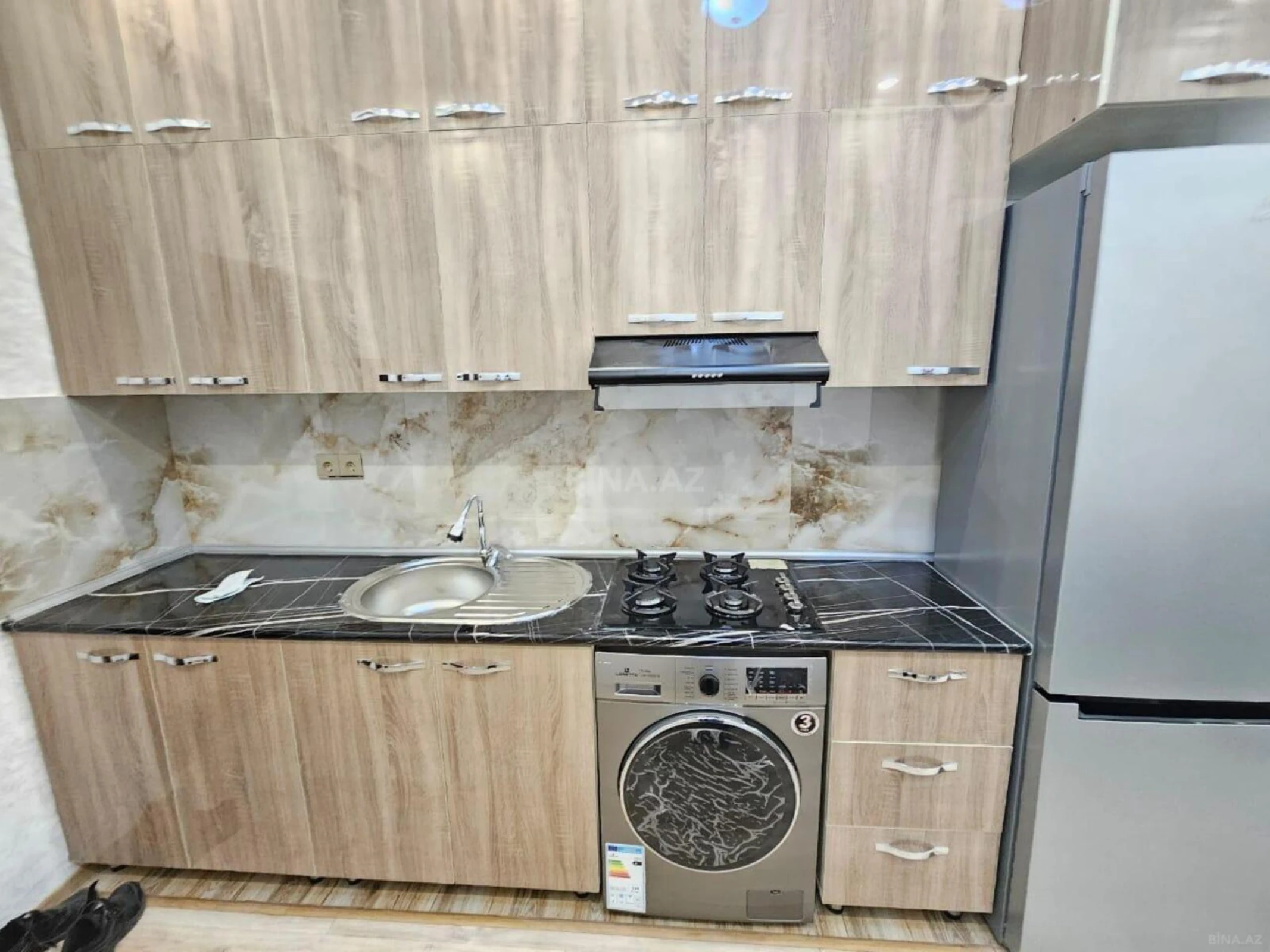 Satılır 1 otaqlı mənzil 38 m²