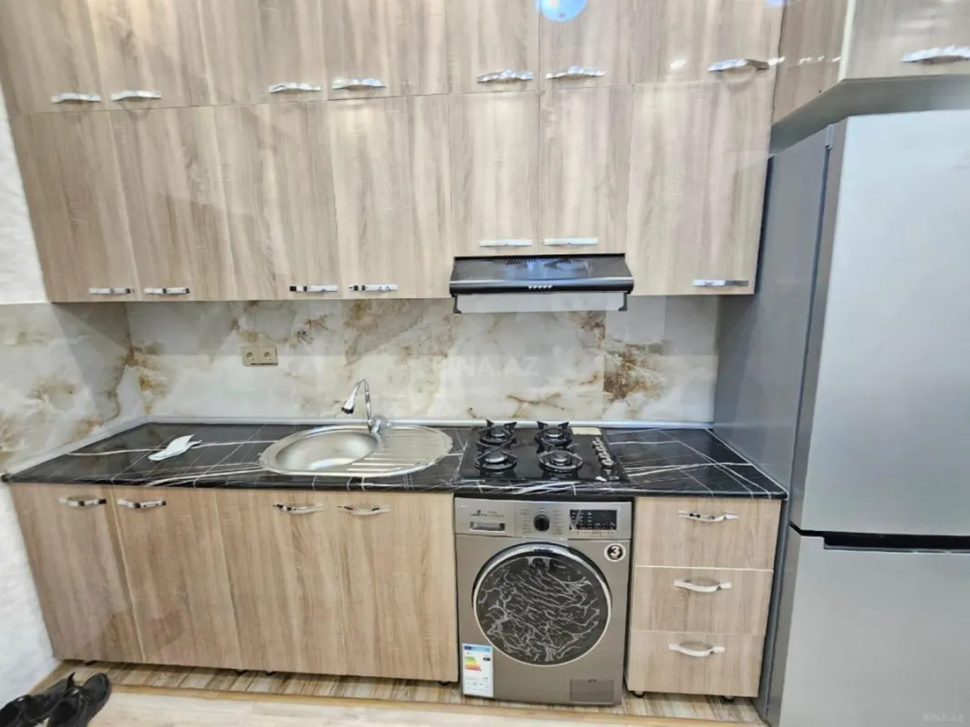 Satılır 1 otaqlı mənzil 38 m²
