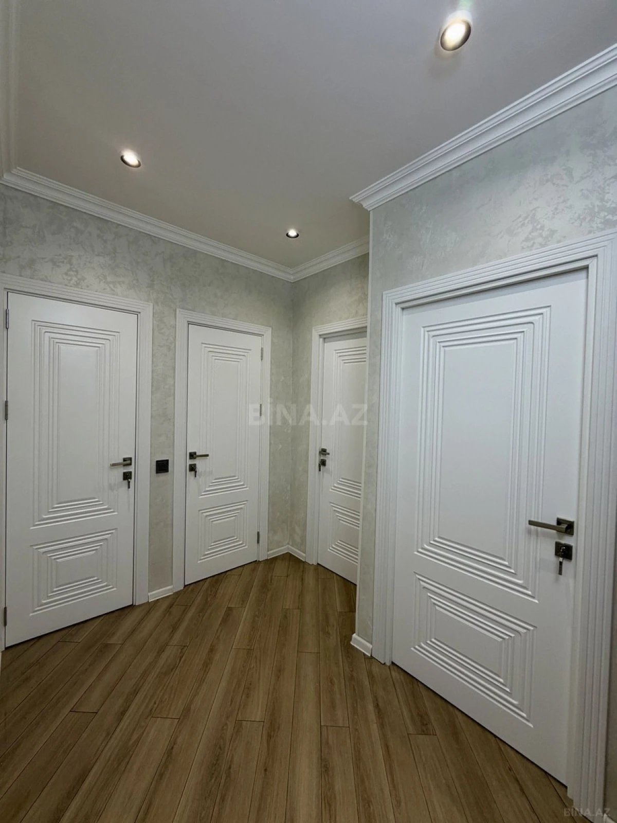 Satılır 3 otaqlı mənzil 65 m²