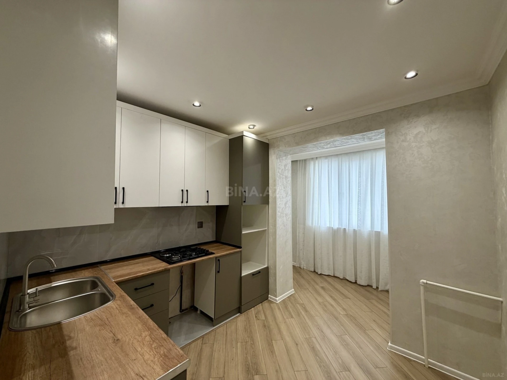 Satılır 3 otaqlı mənzil 65 m²