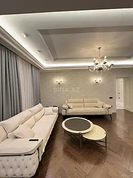 Satılır 3 otaqlı mənzil 134 m²