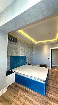 Kirayə verilir 2 otaqlı mənzil 75 m²