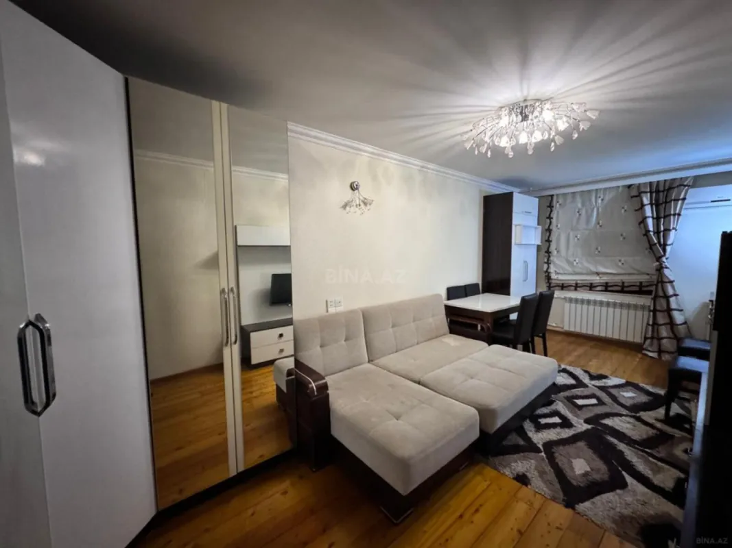 Satılır 1 otaqlı mənzil 45 m²
