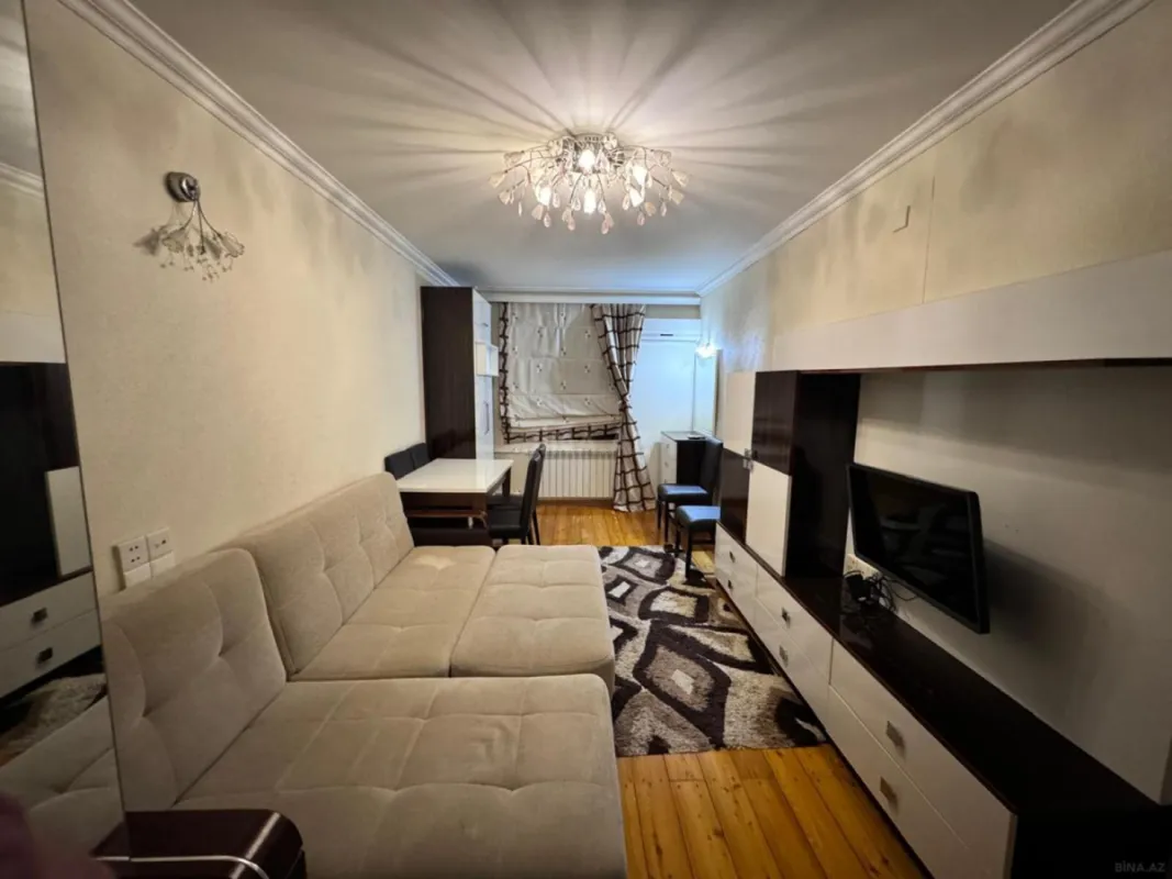 Satılır 1 otaqlı mənzil 45 m²