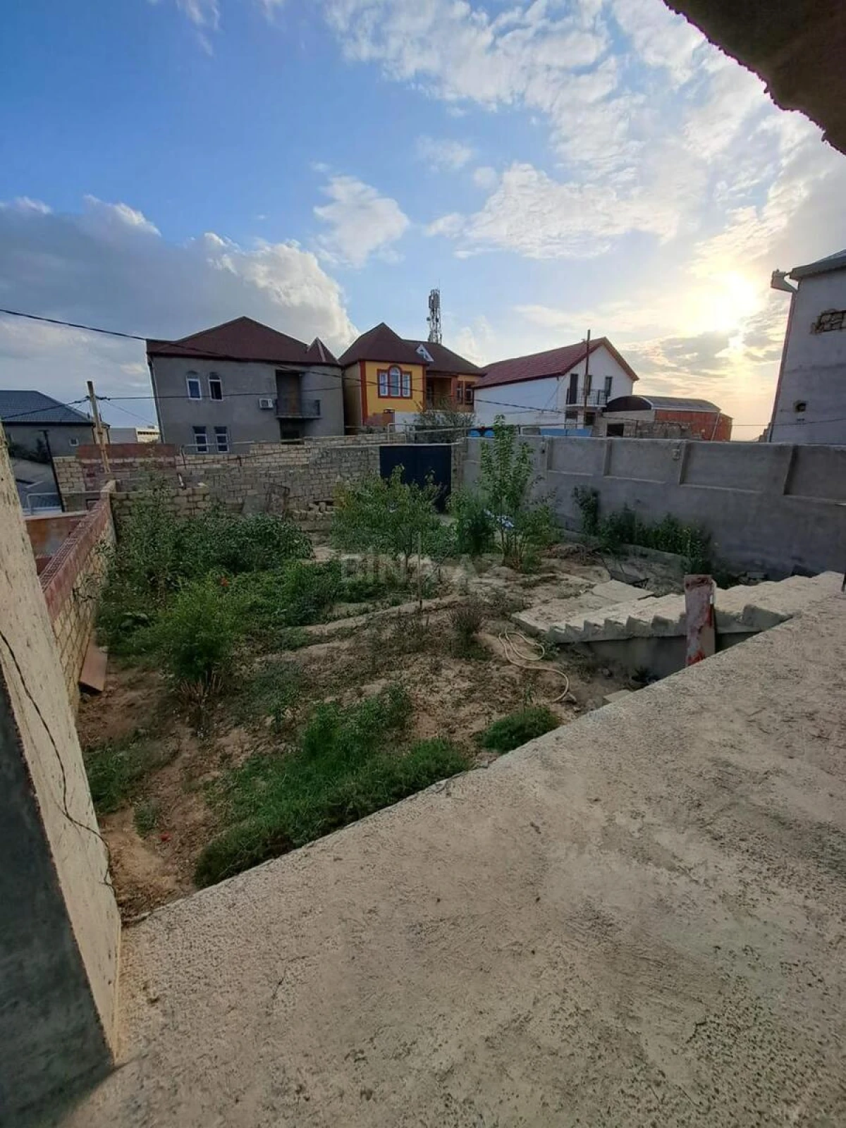Satılır 5 otaqlı həyət evi 253.4 m²