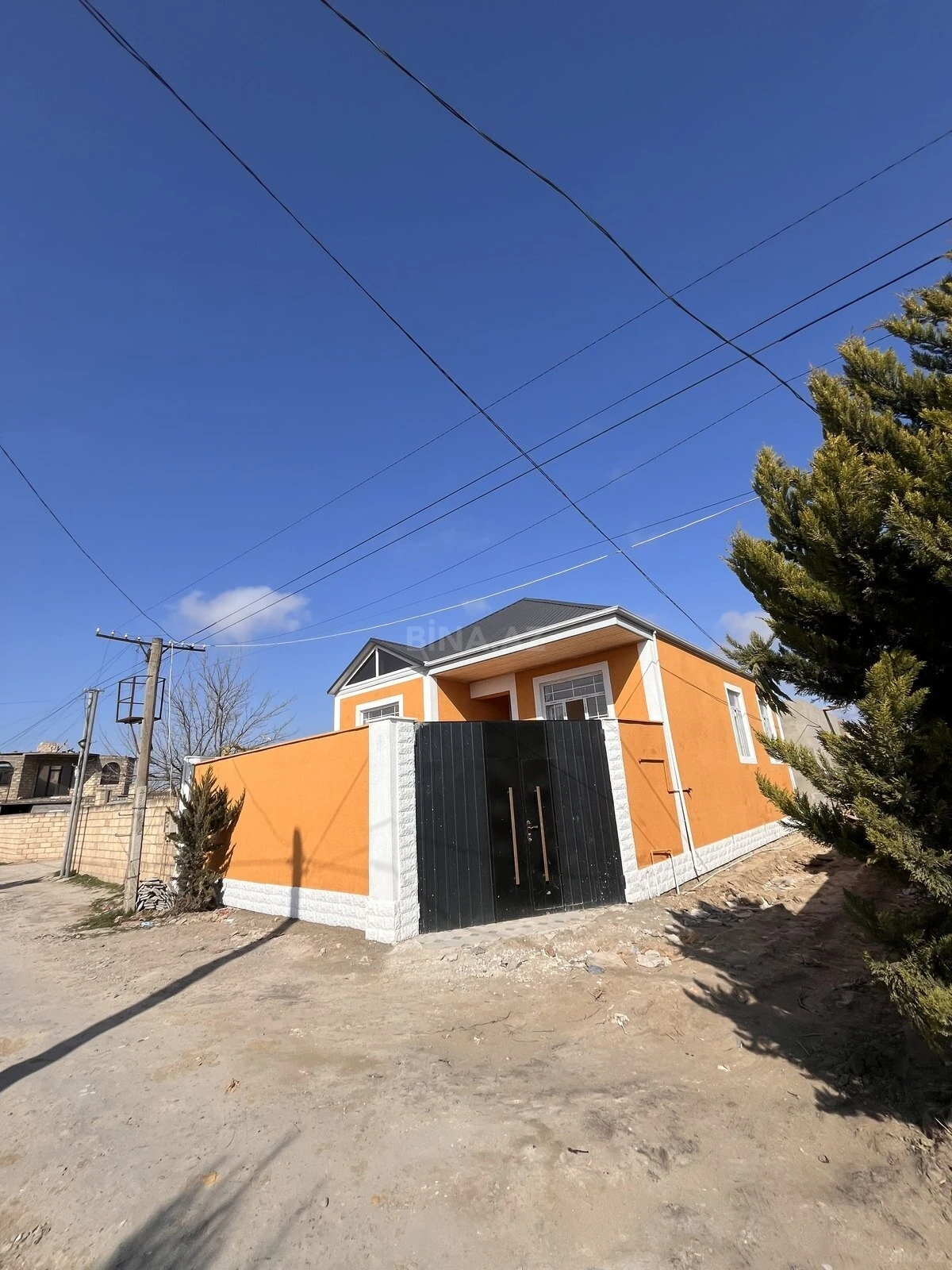 Satılır 4 otaqlı həyət evi 110 m²