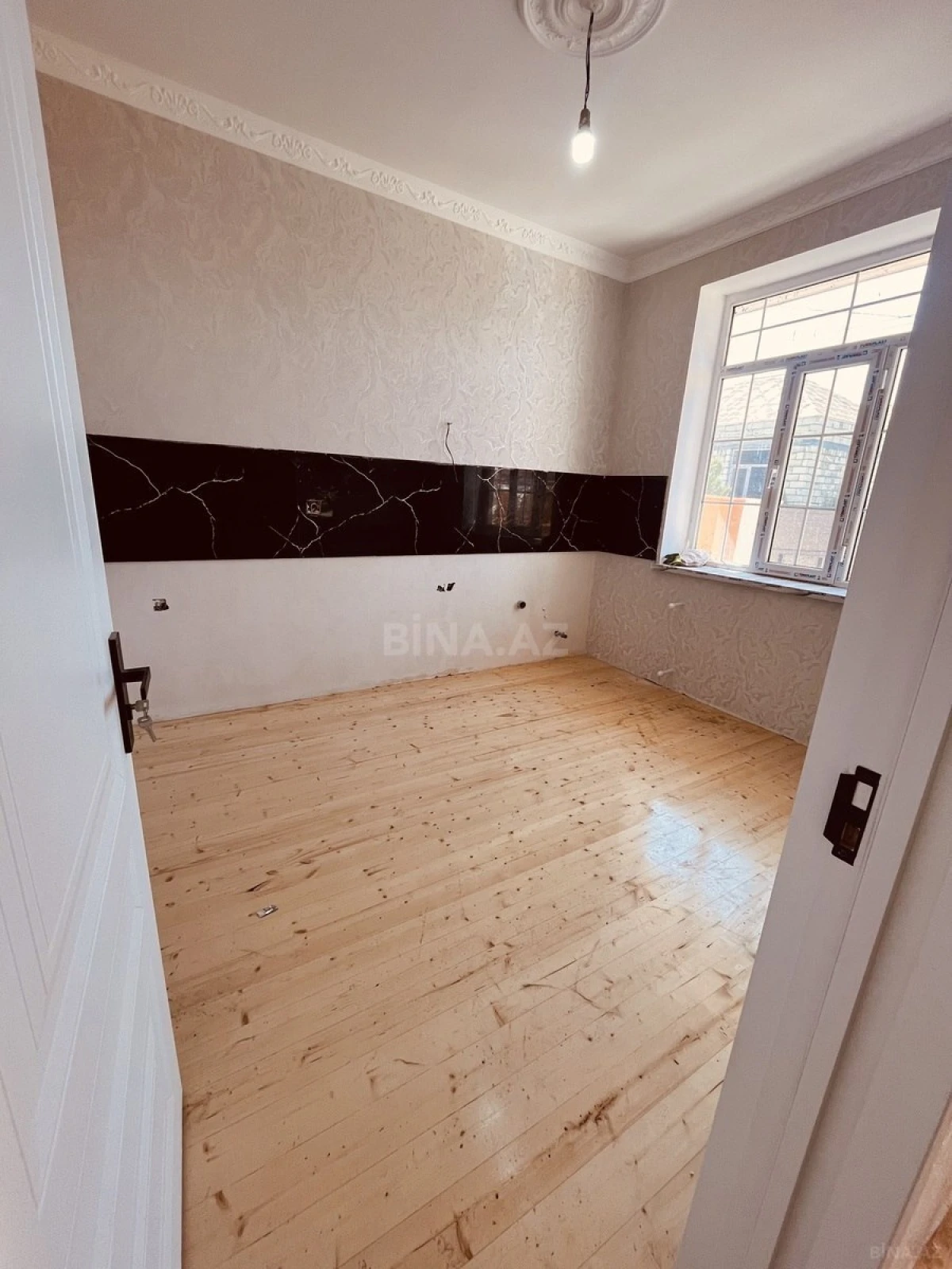 Satılır 4 otaqlı həyət evi 110 m²