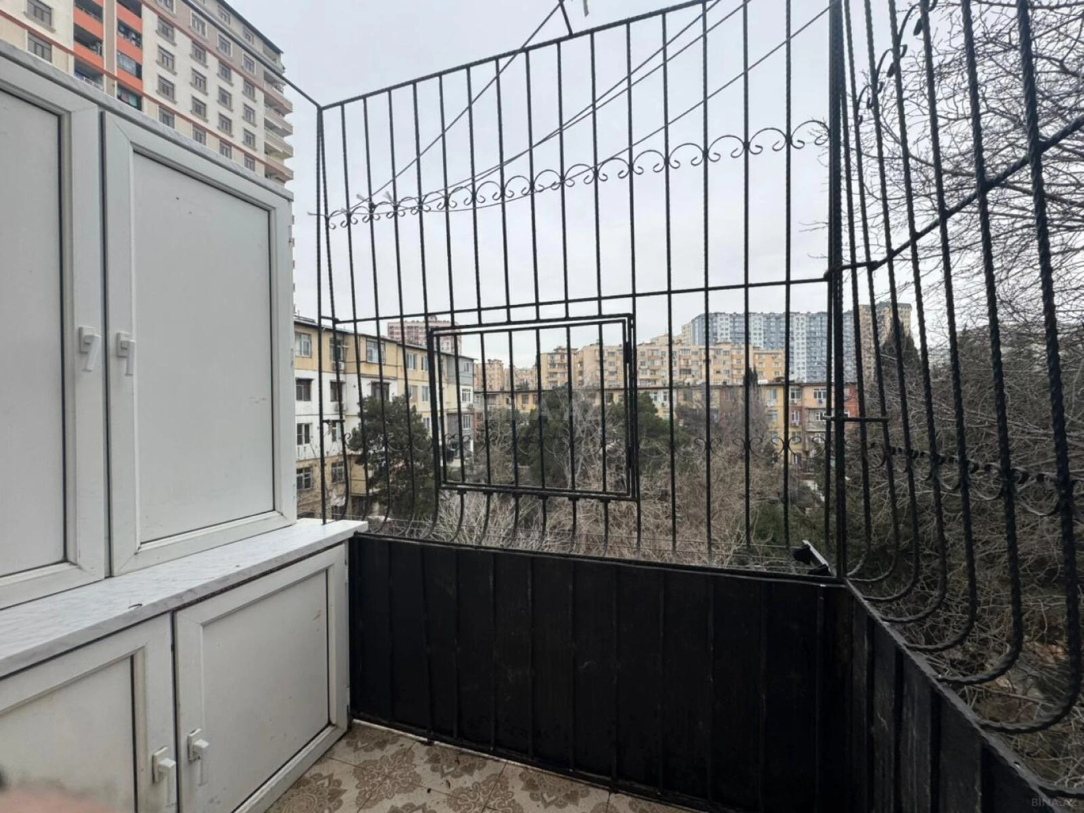 Satılır 2 otaqlı mənzil 55 m²