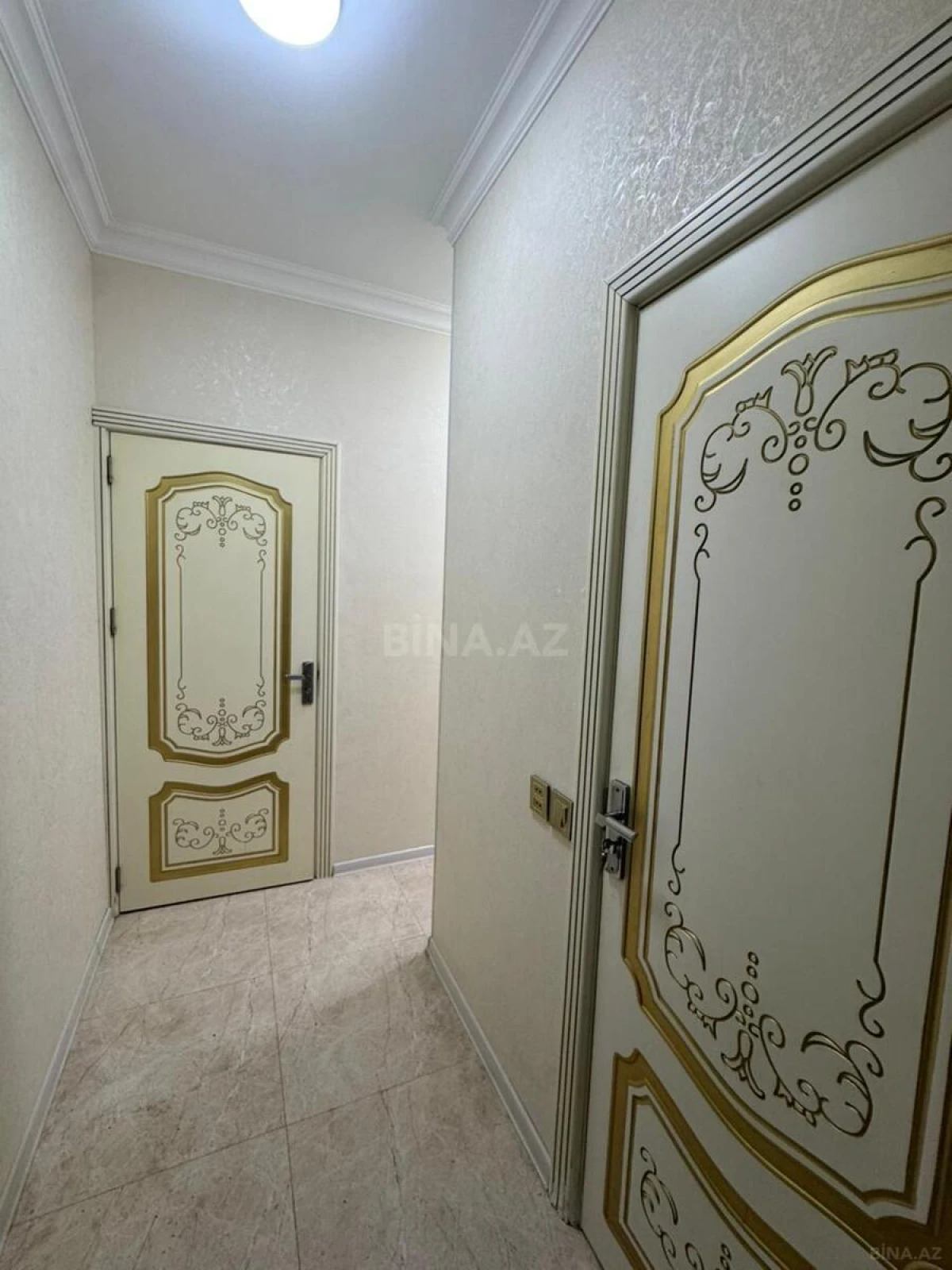Satılır 2 otaqlı mənzil 55 m²