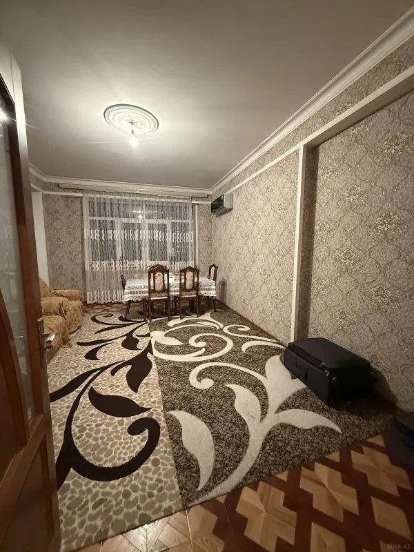 Satılır 2 otaqlı mənzil 75 m²