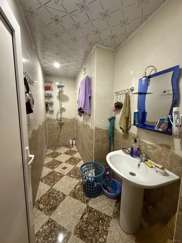 Satılır 2 otaqlı mənzil 75 m²