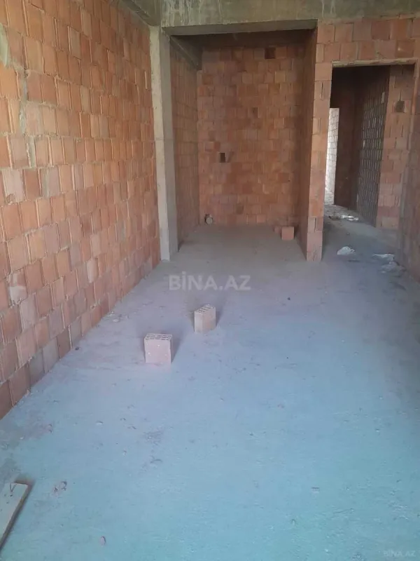 Satılır 3 otaqlı mənzil 115 m²
