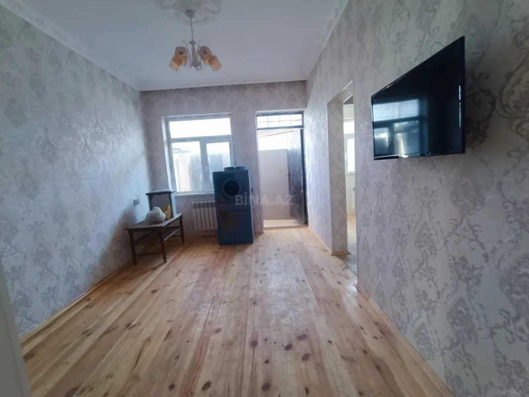 Satılır 2 otaqlı həyət evi 52 m²