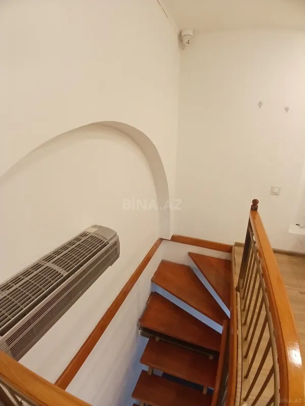 Kirayə verilir 3 otaqlı ofis 60 m²