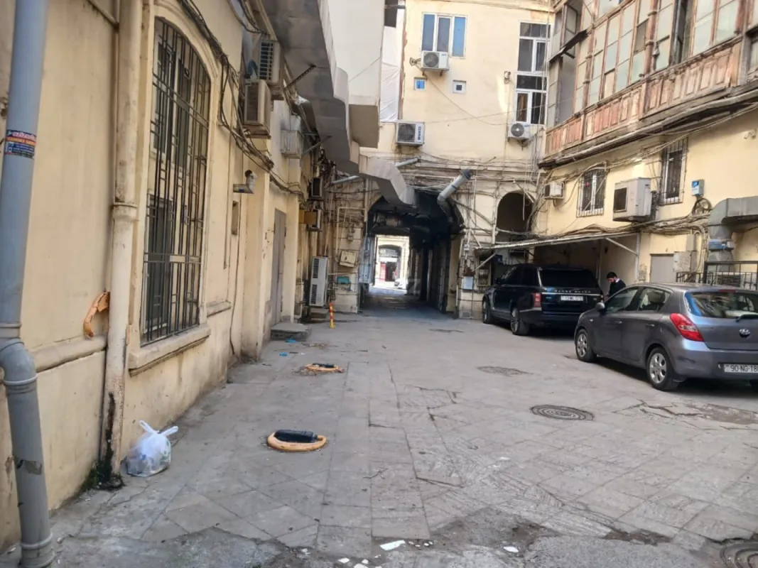 Kirayə verilir 3 otaqlı ofis 60 m²