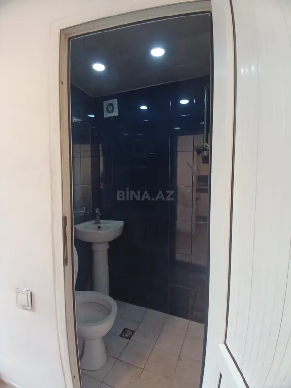 Kirayə verilir 3 otaqlı ofis 60 m²