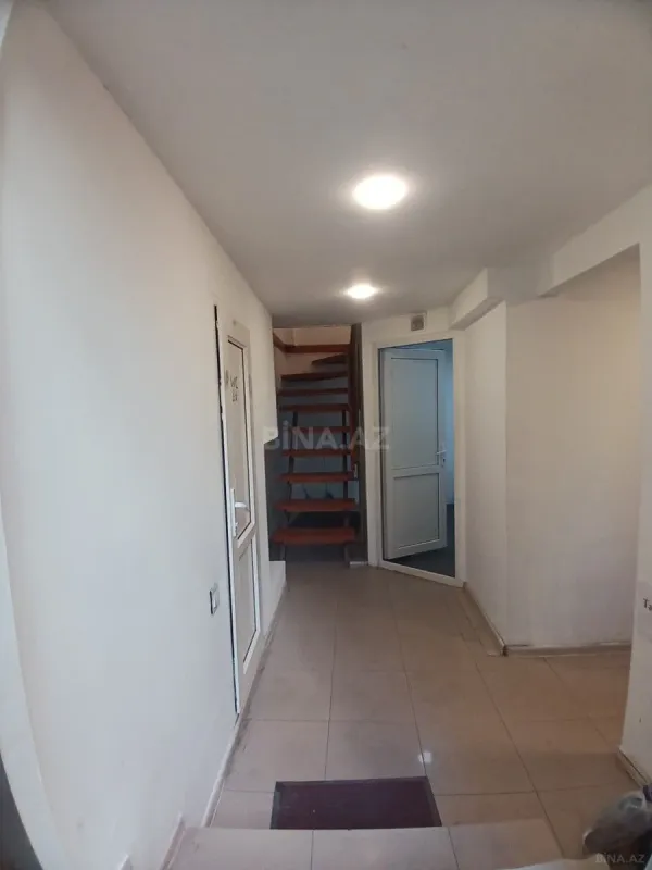 Kirayə verilir 3 otaqlı ofis 60 m²