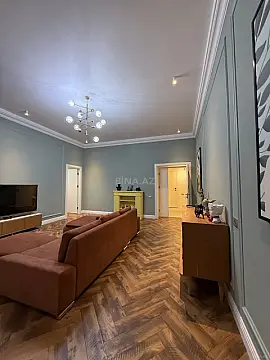 Satılır 3 otaqlı mənzil 105 m²