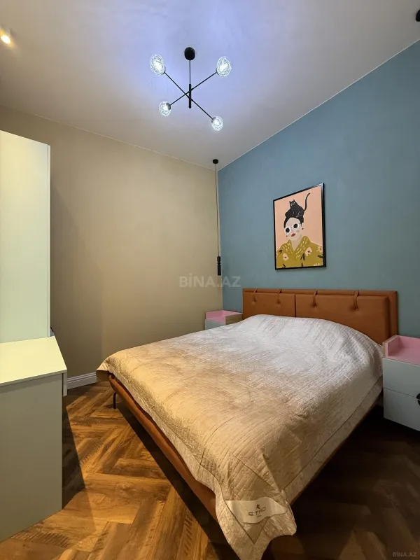 Satılır 3 otaqlı mənzil 105 m²