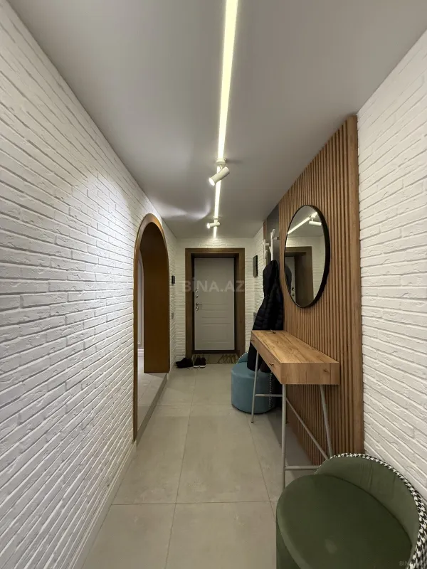 Satılır 3 otaqlı mənzil 105 m²