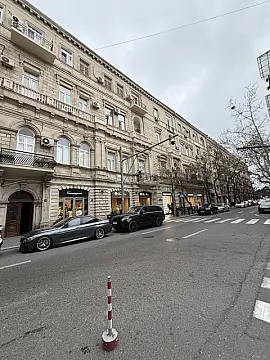 Satılır 3 otaqlı mənzil 105 m² — Bakı, Sahil qəs. 3 otaq 105.00 m²