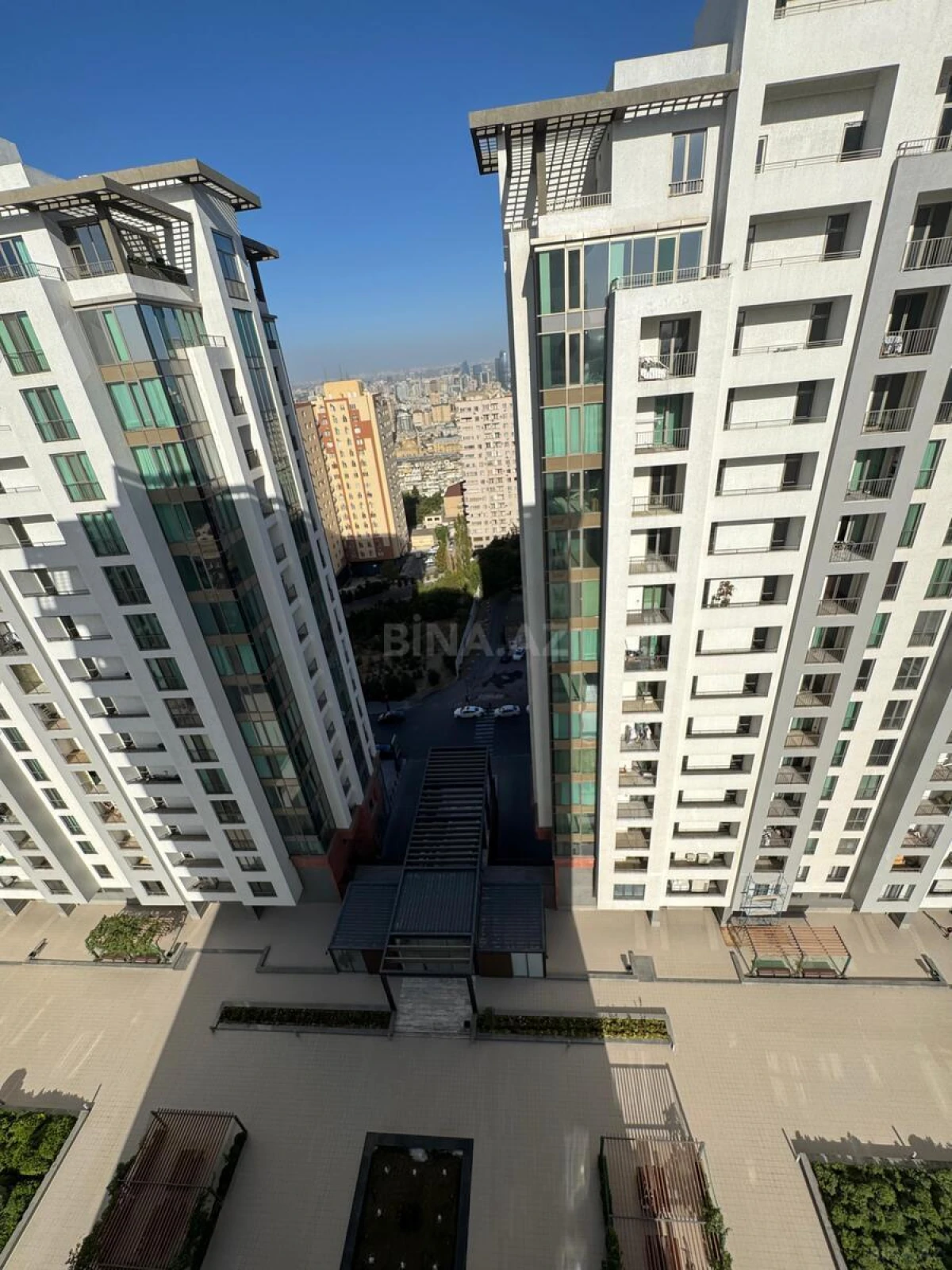Satılır 3 otaqlı mənzil 100 m²