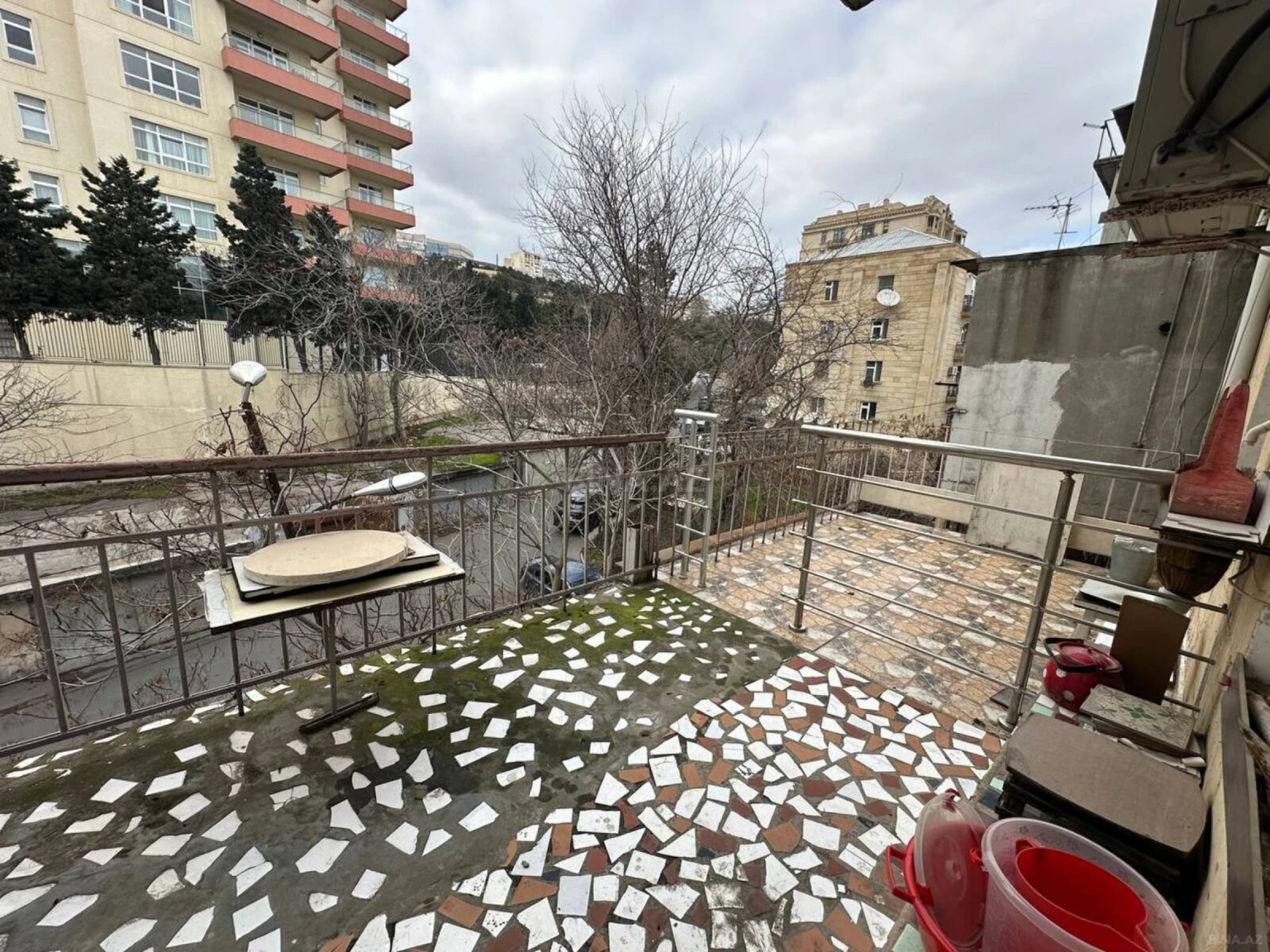 Satılır 2 otaqlı mənzil 55 m²