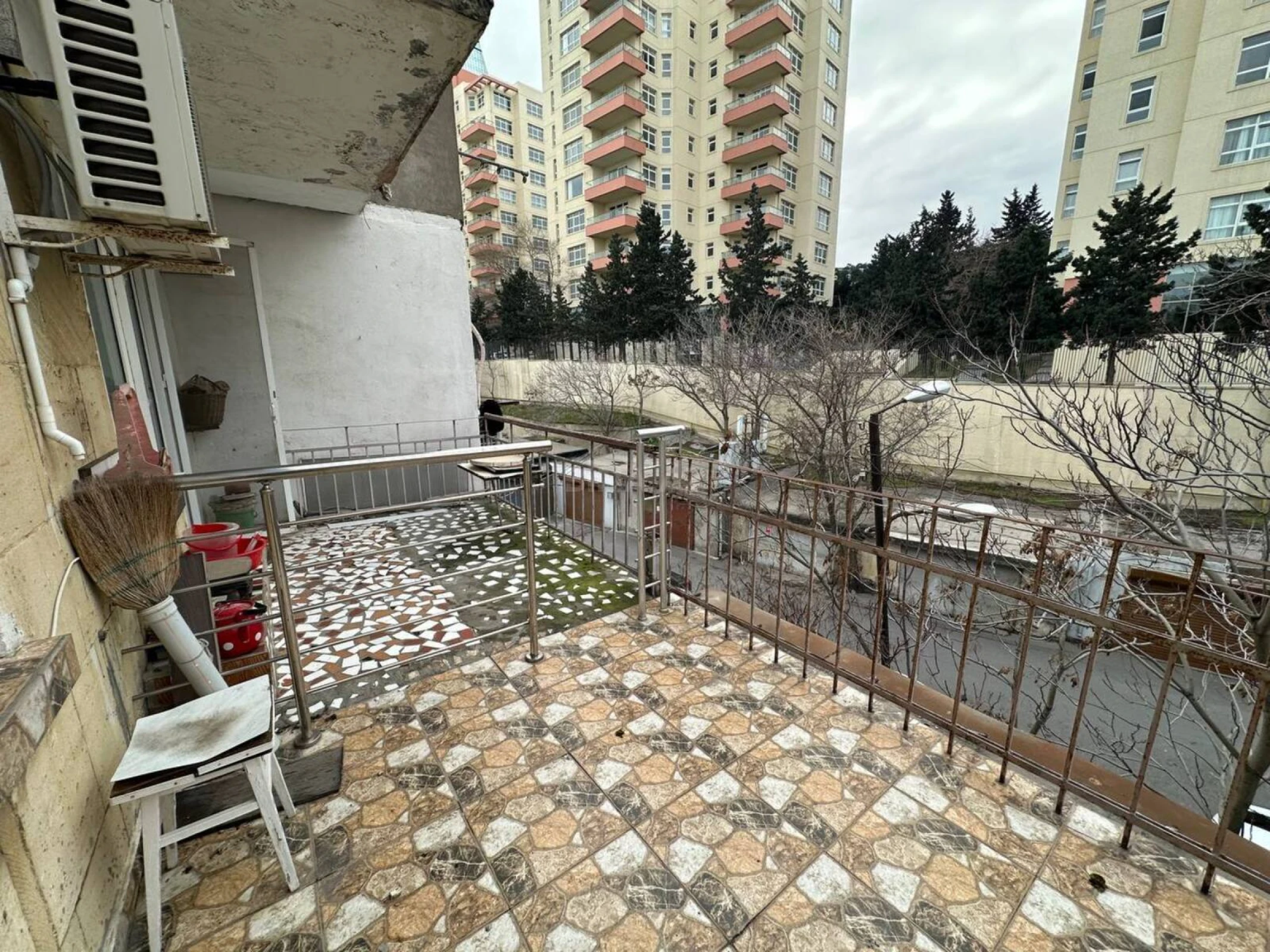 Satılır 2 otaqlı mənzil 55 m²