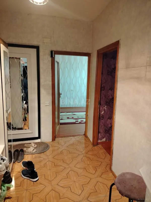 Satılır 4 otaqlı mənzil 100 m²