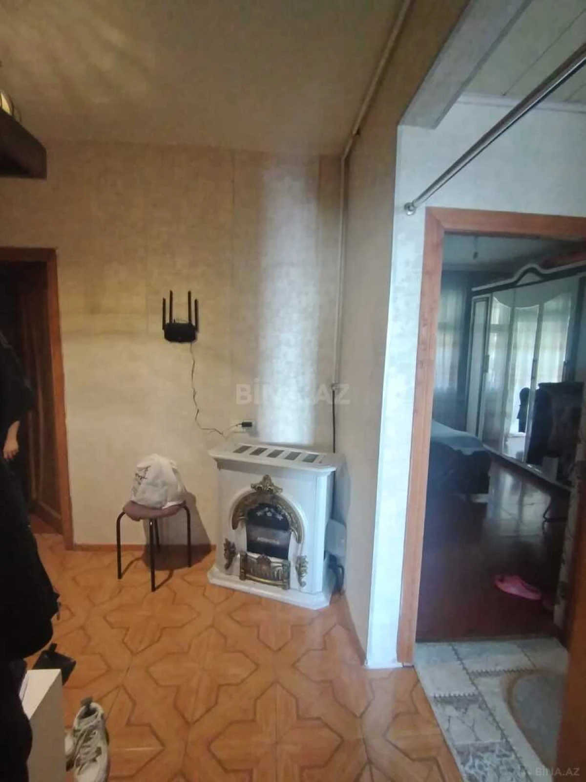 Satılır 4 otaqlı mənzil 100 m²