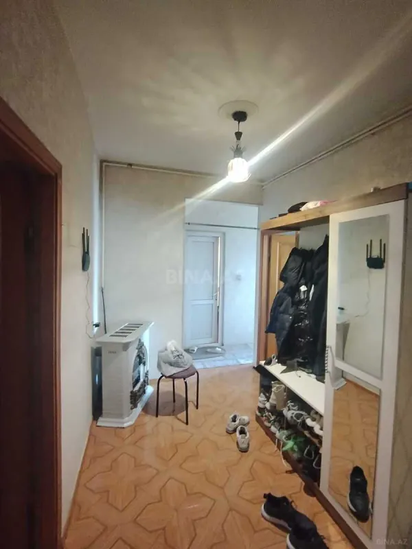 Satılır 4 otaqlı mənzil 100 m²