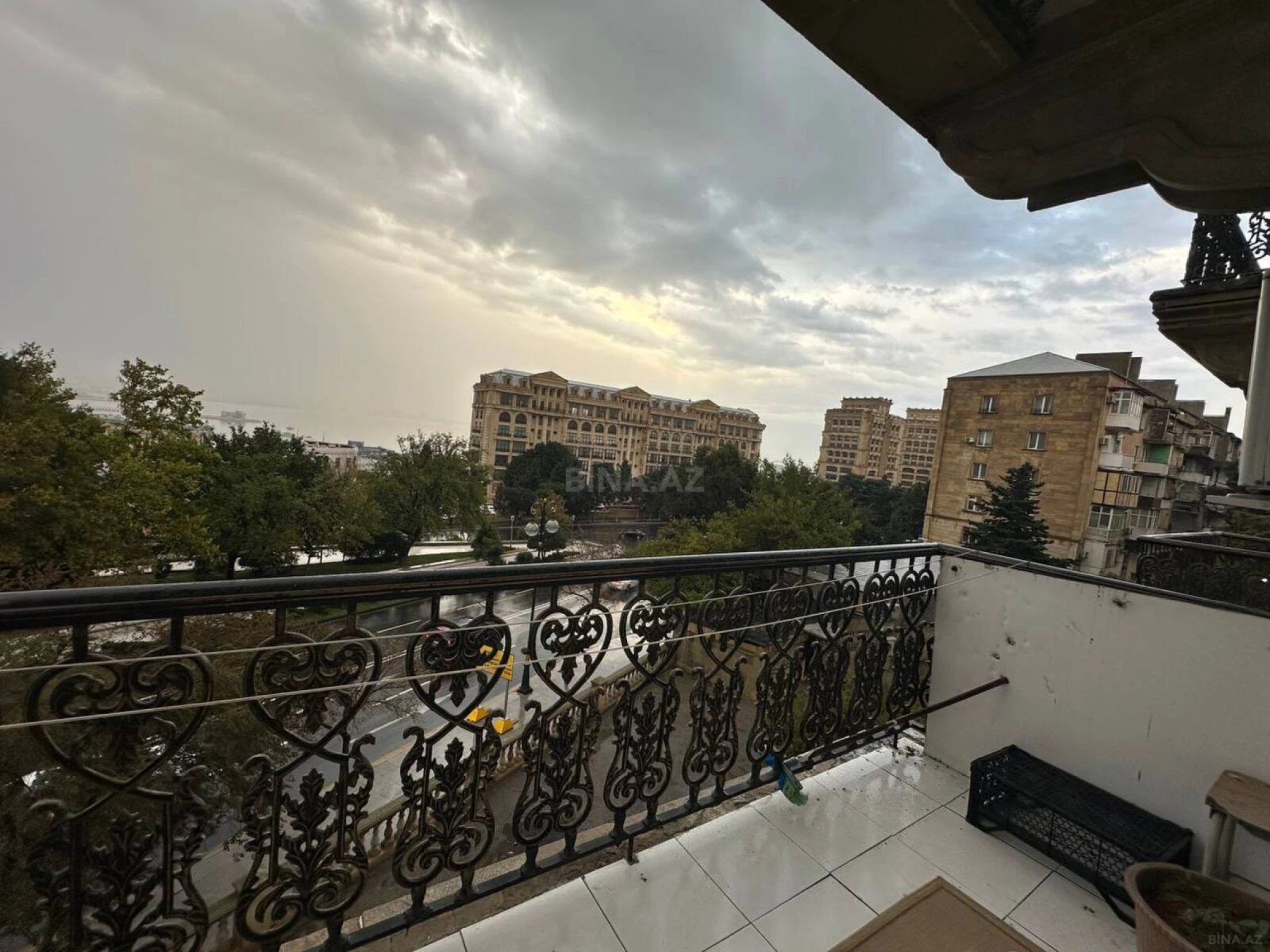 Satılır 2 otaqlı mənzil 48 m²