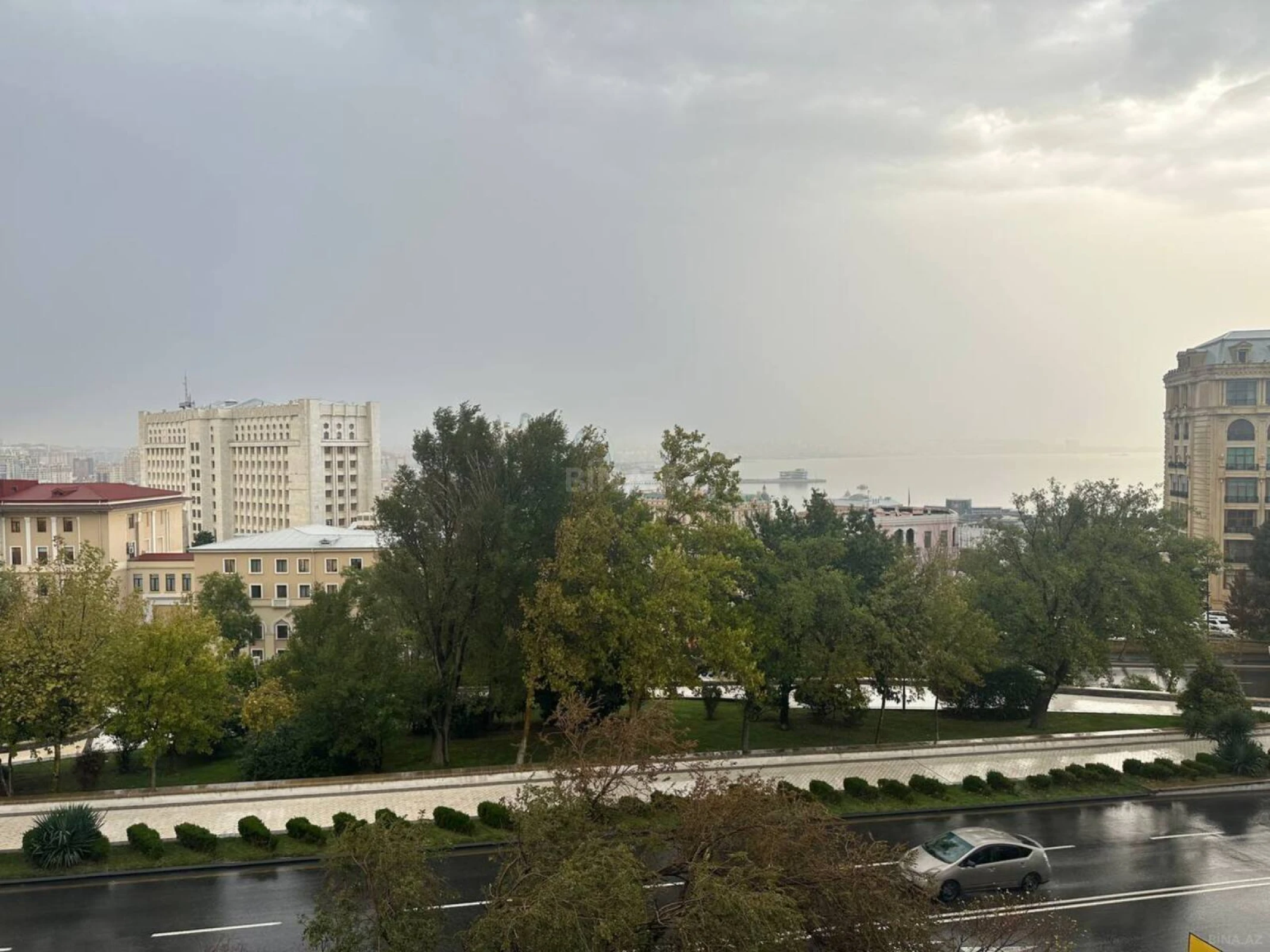 Satılır 2 otaqlı mənzil 48 m²