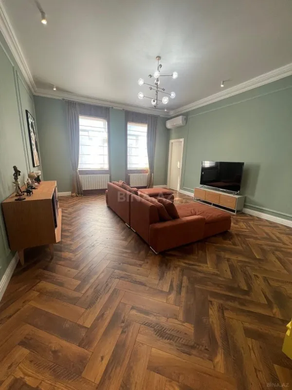 Satılır 3 otaqlı mənzil 100 m²