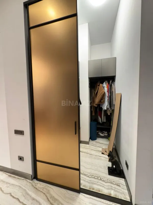 Satılır 5 otaqlı həyət evi 400 m²