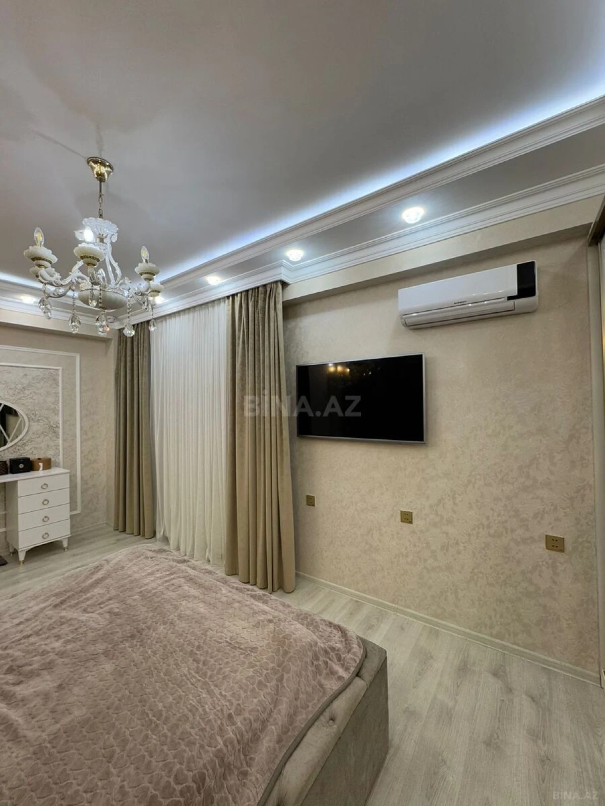 Satılır 3 otaqlı mənzil 100 m²