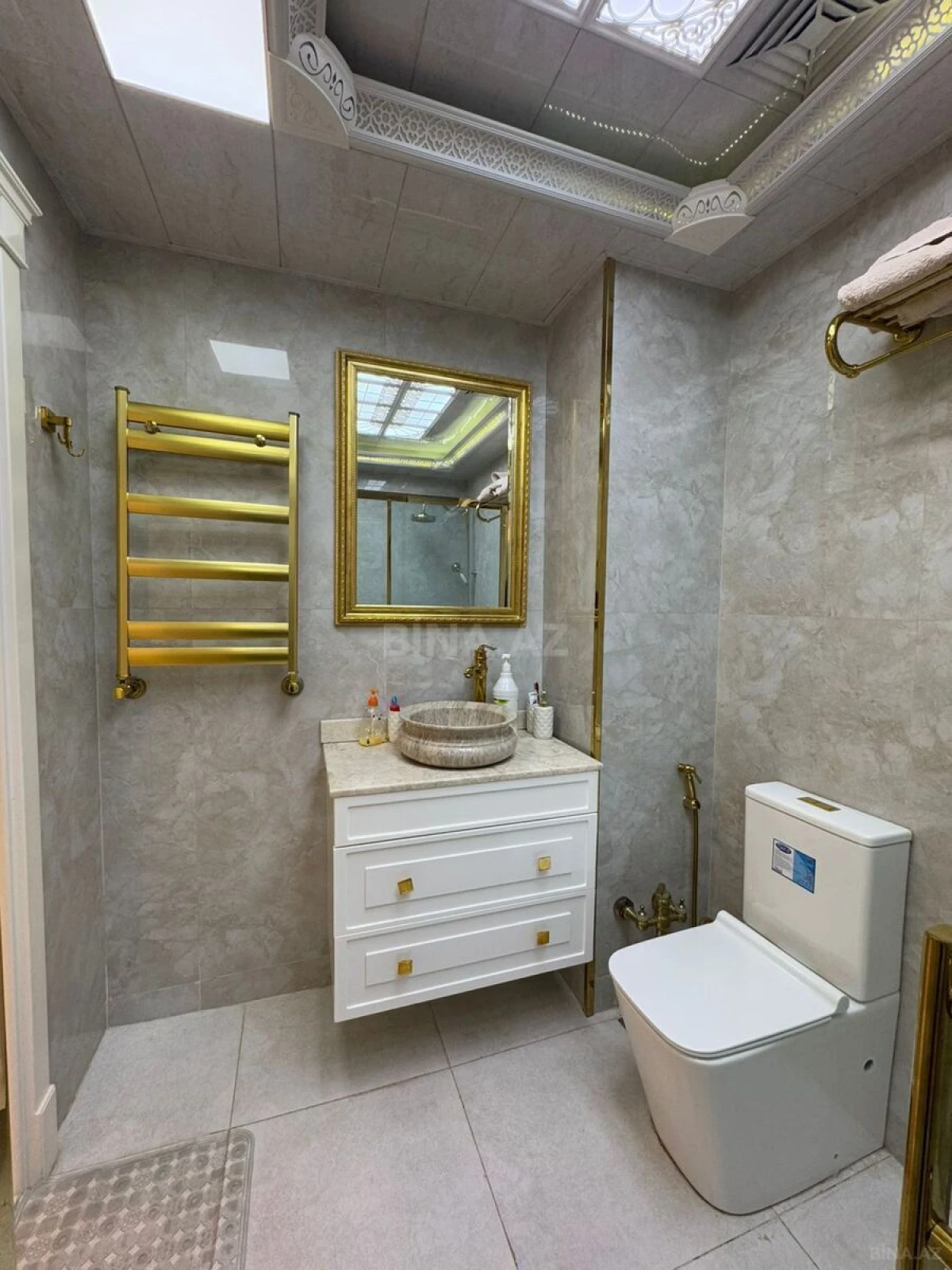 Satılır 3 otaqlı mənzil 100 m²