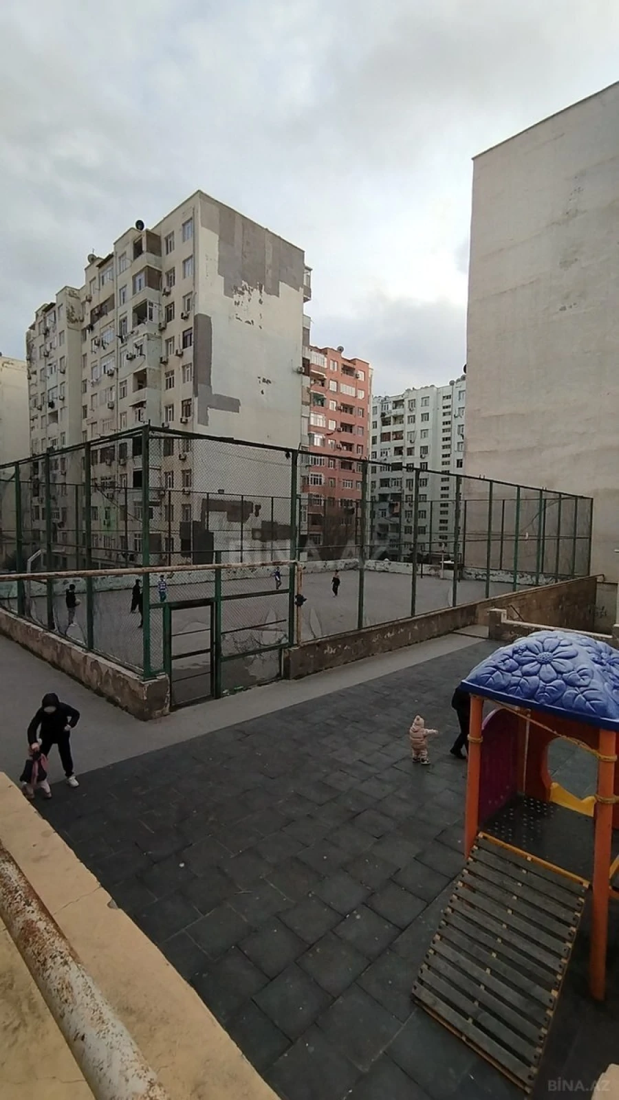 Satılır 3 otaqlı mənzil 70 m²