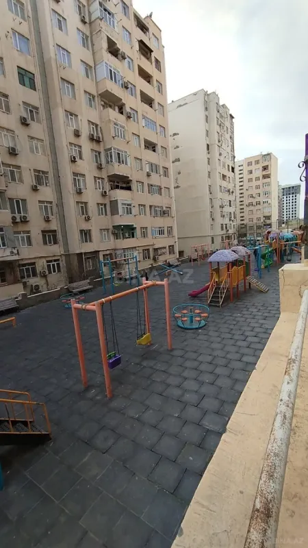 Satılır 3 otaqlı mənzil 70 m²