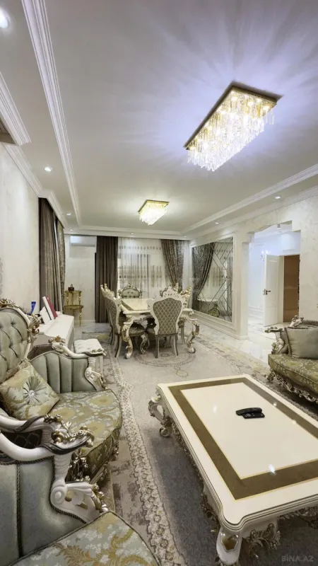 Satılır 5 otaqlı həyət evi 260 m²