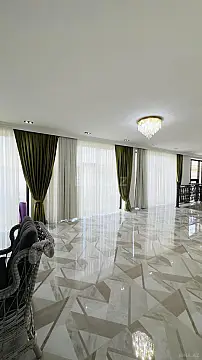 Satılır 5 otaqlı həyət evi 260 m²