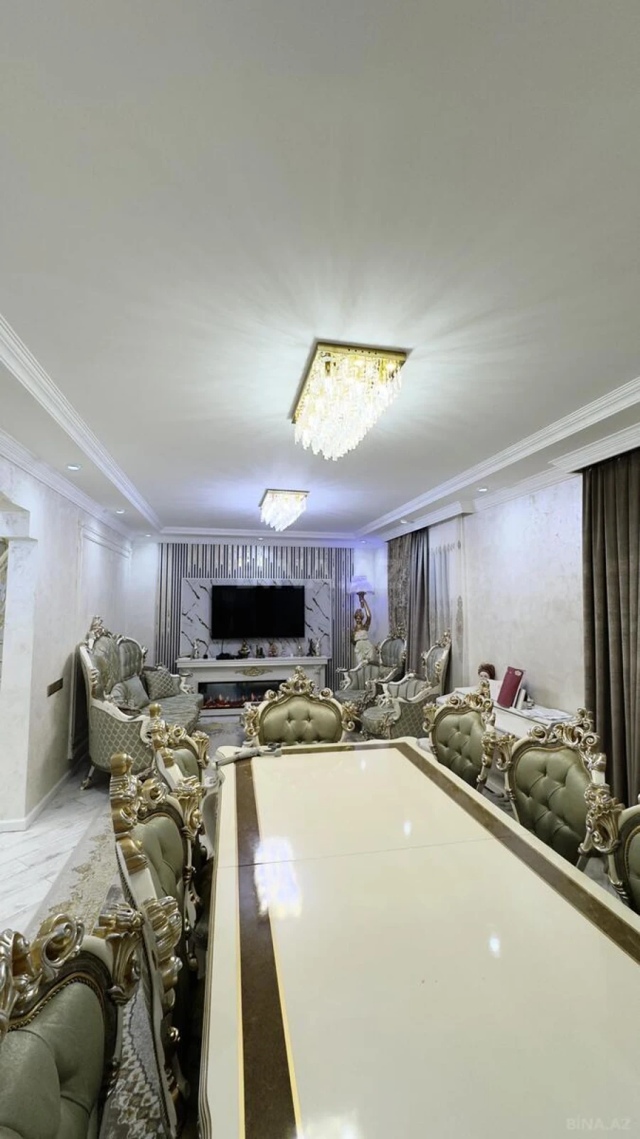 Satılır 5 otaqlı həyət evi 260 m²