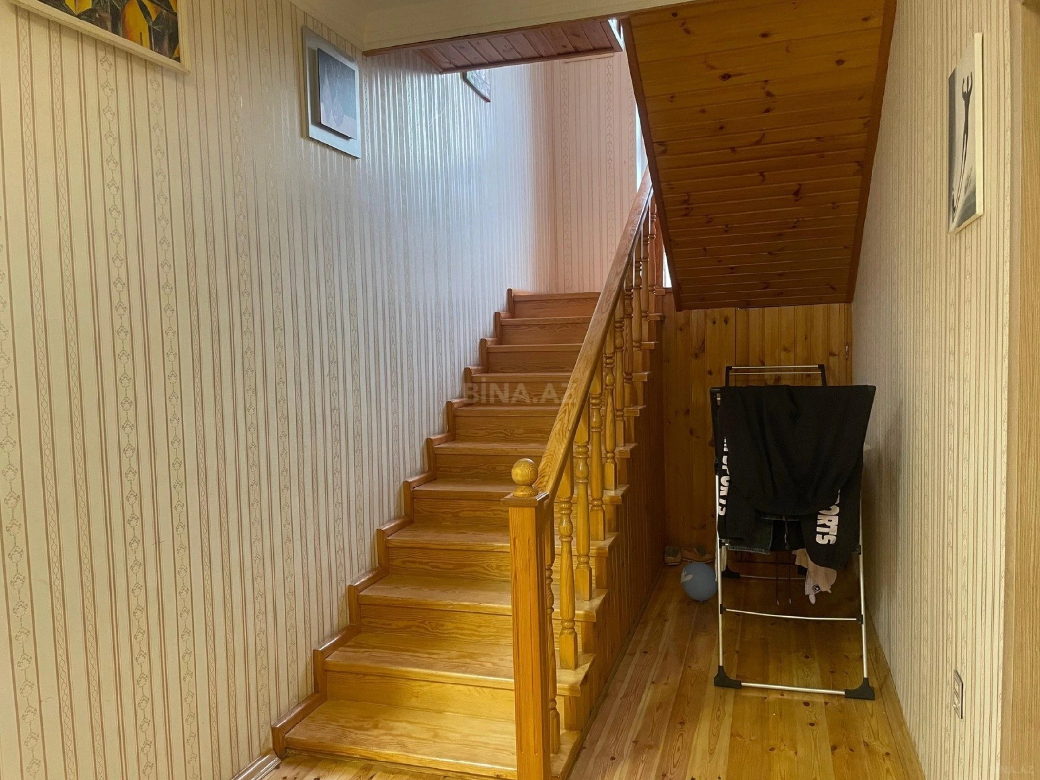 Satılır 7 otaqlı həyət evi 200 m²