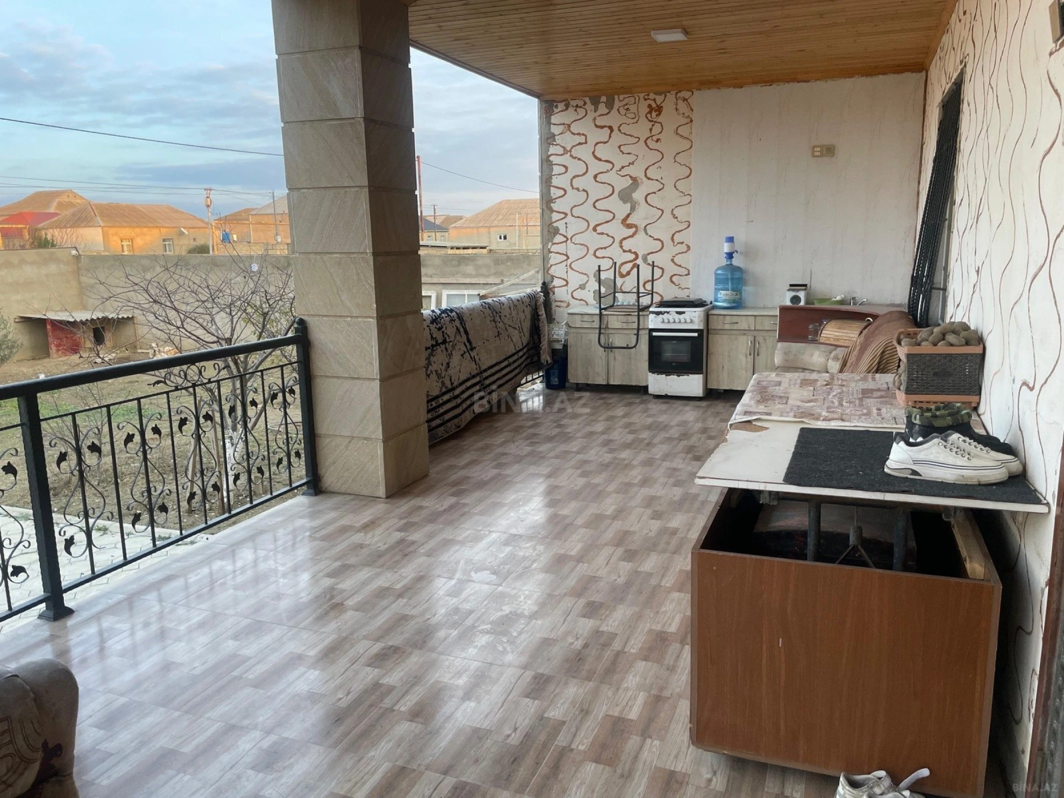 Satılır 7 otaqlı həyət evi 200 m²