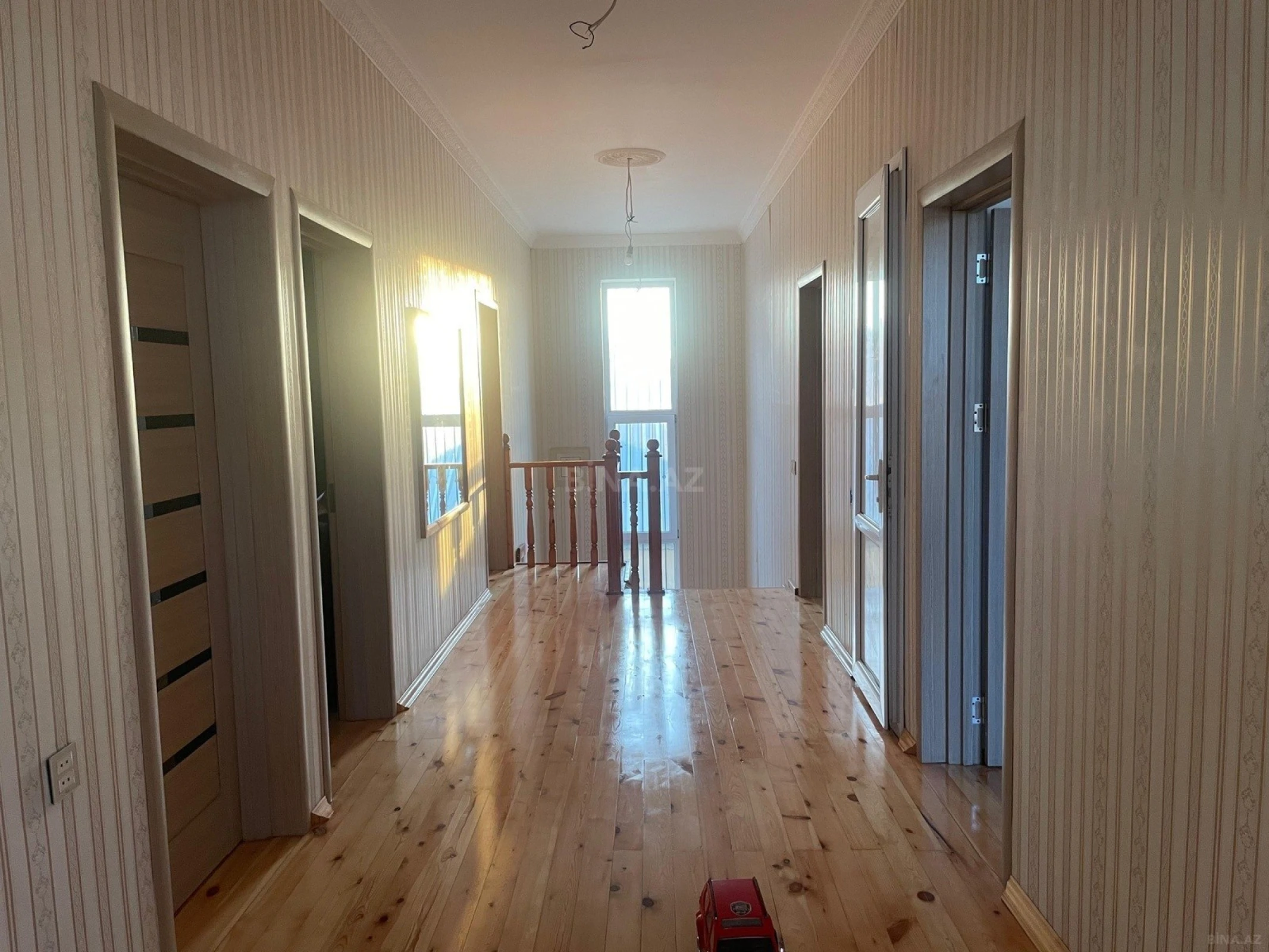 Satılır 7 otaqlı həyət evi 200 m²