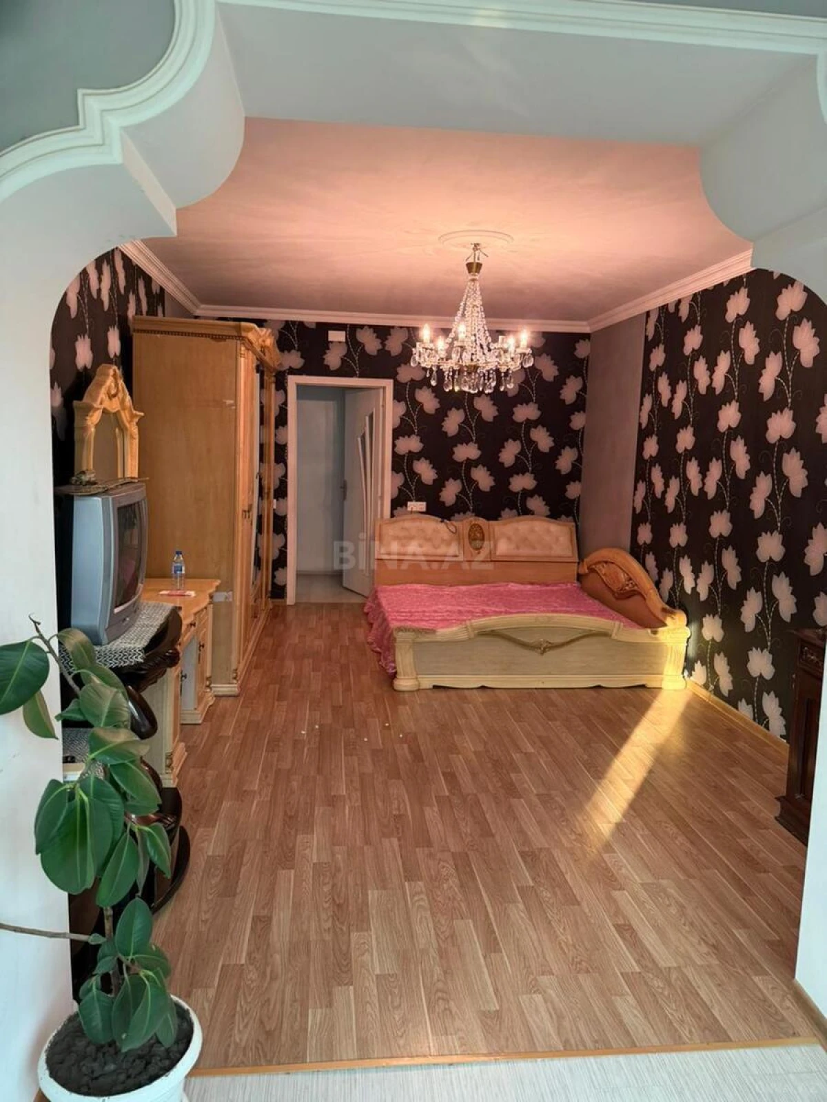 Satılır 1 otaqlı mənzil 38 m²
