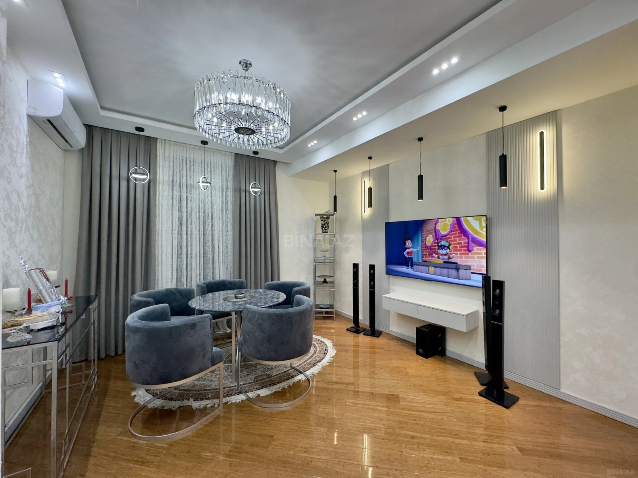 Satılır 3 otaqlı mənzil 107 m²