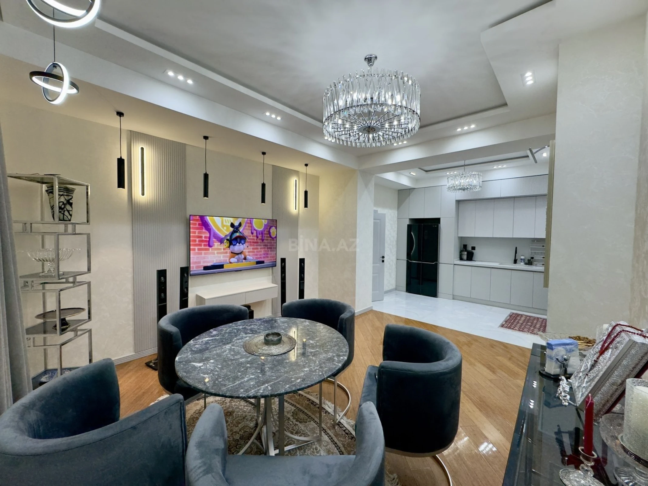 Satılır 3 otaqlı mənzil 107 m²