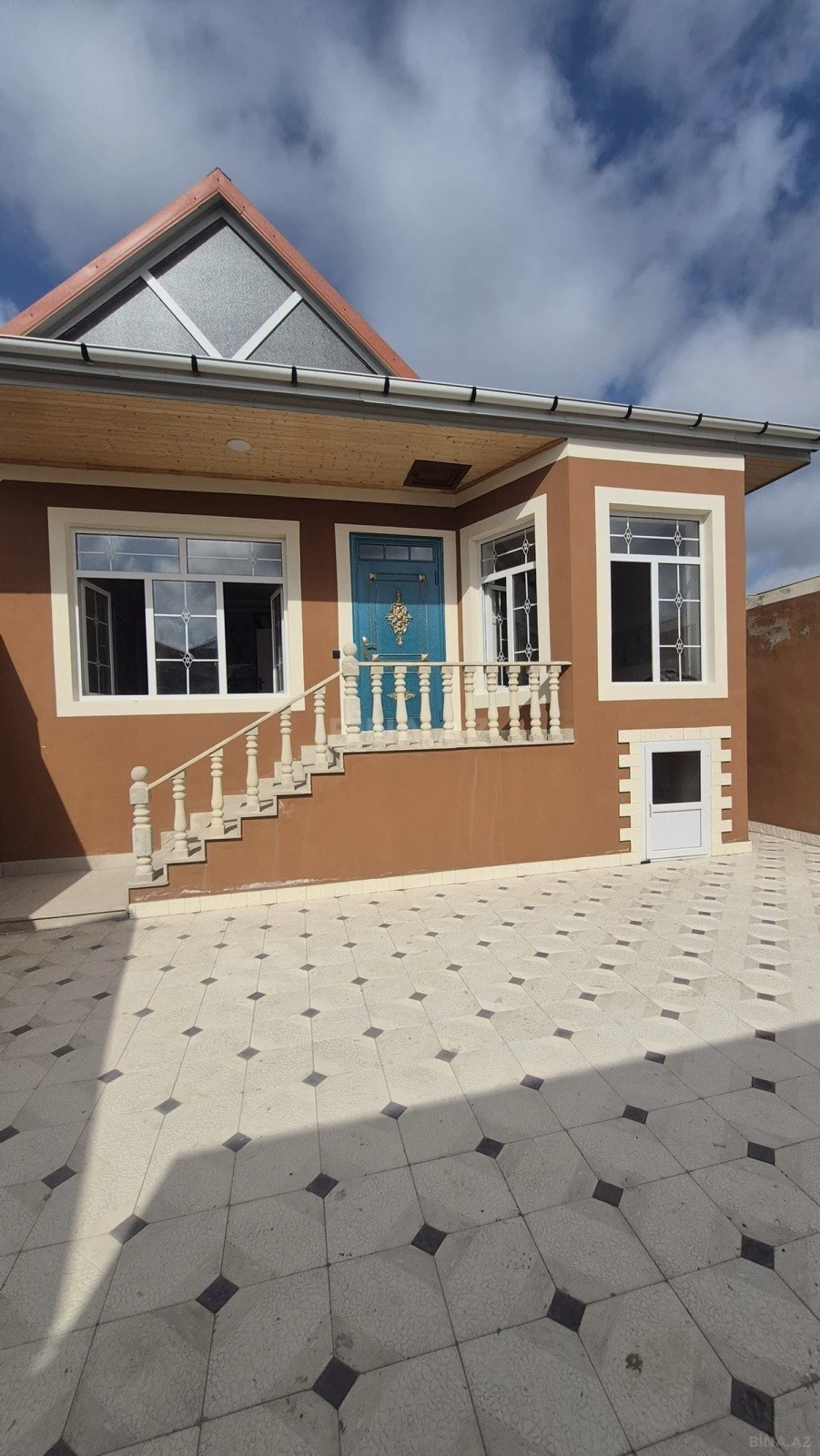 Satılır 3 otaqlı həyət evi 90 m²