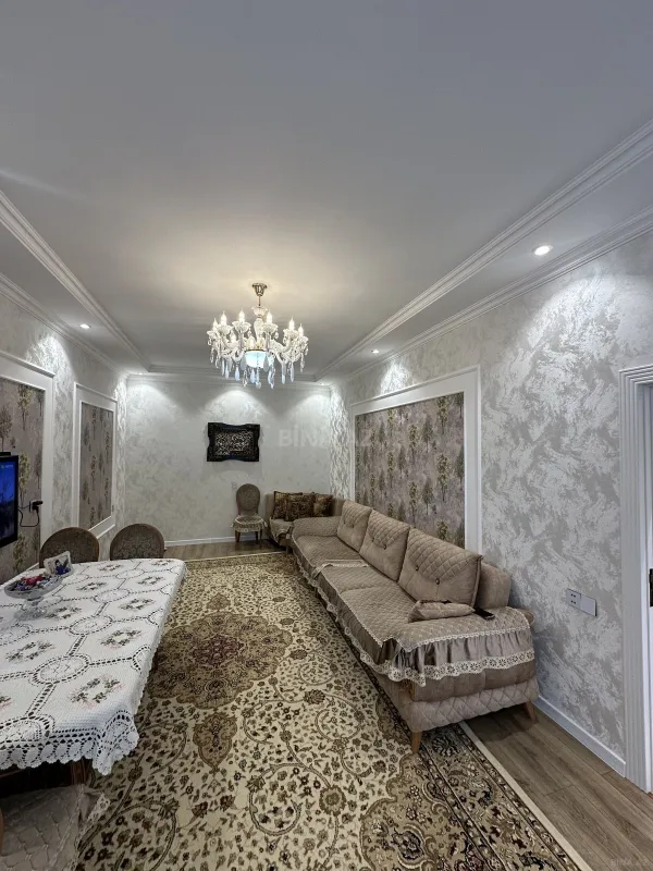 Satılır 4 otaqlı həyət evi 180 m²